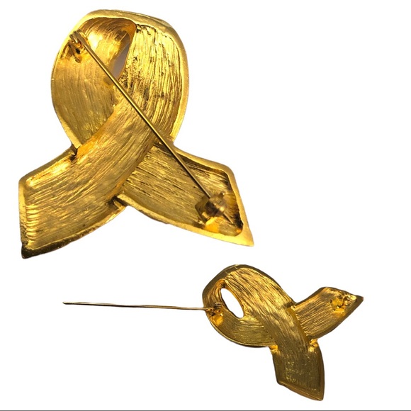 Brushed Gold Tone Awareness Ribbon Brooch - Picture 3 of 5